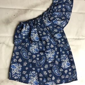  One shoulder top